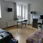 Belle Etape Honfleuraise Апартаменты *